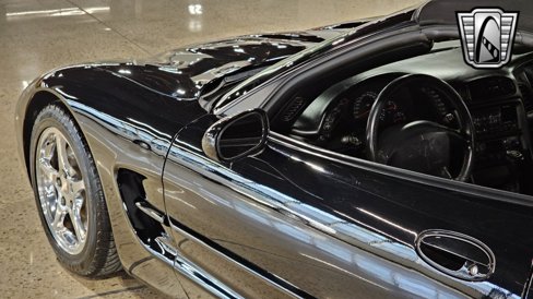 Used 2000 Chevrolet Corvette Convertible w/ Memory Pkg image 11