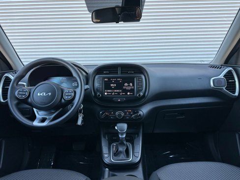 Used 2024 Kia Soul LX w/ LX Technology Package image 31