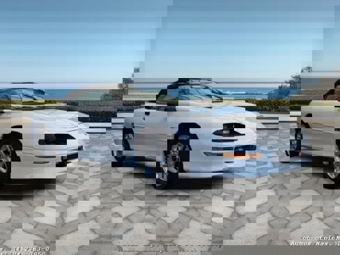 Used 1994 Chevrolet Camaro Z28 image 1