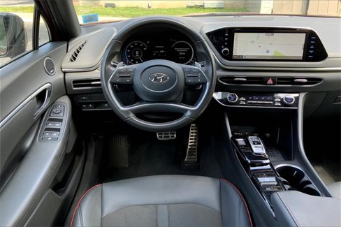 Used 2023 Hyundai Sonata SEL Plus image 5