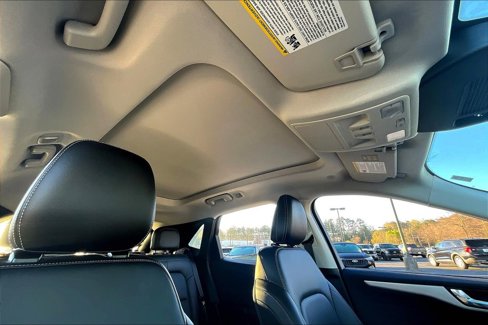 Used 2022 Ford Escape SEL w/ Technology Package image 22