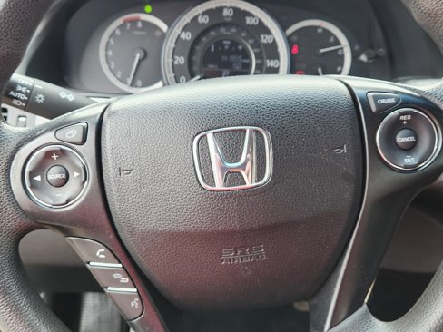 Used 2015 Honda Accord LX image 23