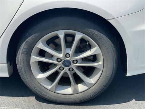 Used 2020 Ford Fusion SEL image 7