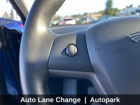 Used 2018 Tesla Model 3 Long Range image 17