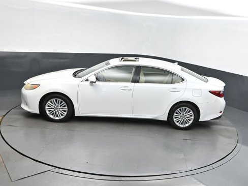 Used 2013 Lexus ES 350 image 32