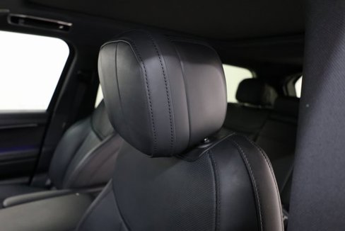Used 2023 Land Rover Range Rover SE image 66