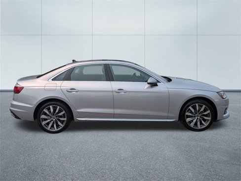 Used 2022 Audi A4 2.0T Premium image 2