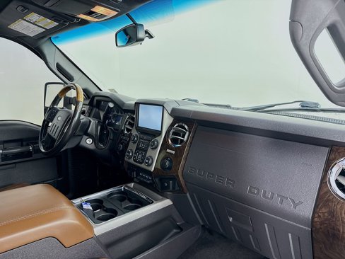 Used 2015 Ford F350 Platinum w/ FX4 Off-Road Package image 25