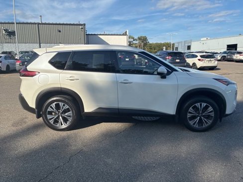 Certified 2021 Nissan Rogue SV w/ Premium Package image 8