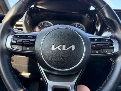 Used 2022 Kia K5 GT-Line image 13