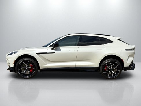 Used 2025 Aston Martin DBX 707 image 7