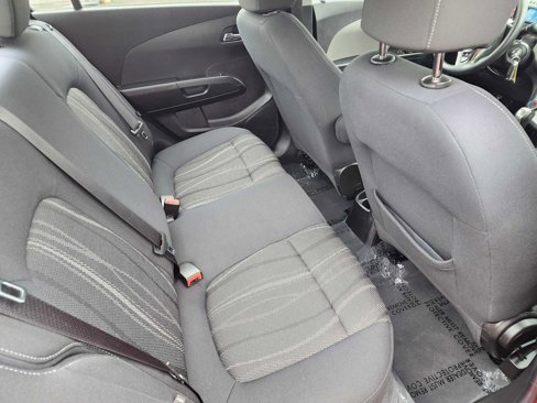 Used 2015 Chevrolet Sonic LT image 14