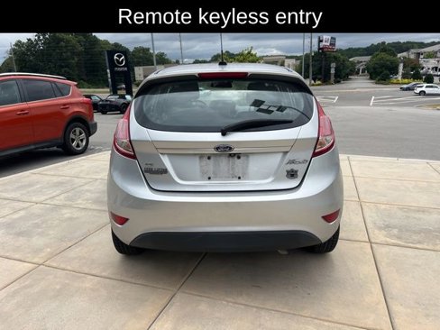 Used 2018 Ford Fiesta SE image 4