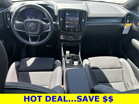 New 2024 Volvo XC40 Recharge Plus w/ Protection Package Premier image 16