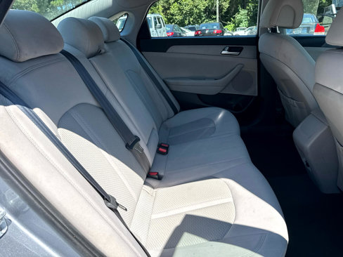 Used 2017 Hyundai Sonata SE image 22