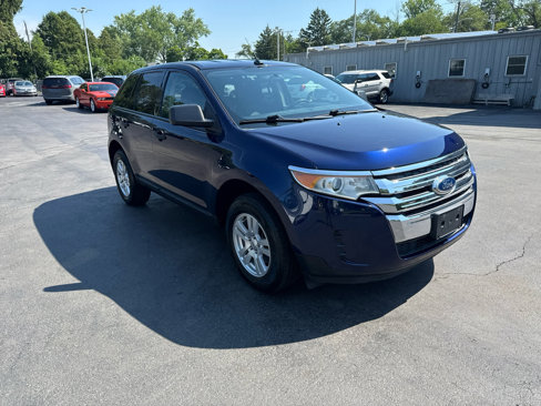 Used 2011 Ford Edge SE image 1