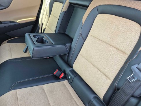 New 2026 Chevrolet Equinox ACTIV w/ Convenience Package III image 25