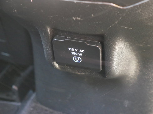 Used 2016 Jeep Cherokee Trailhawk w/ Trailer Tow Group image 32