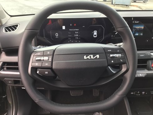 New 2025 Kia K4 EX image 10