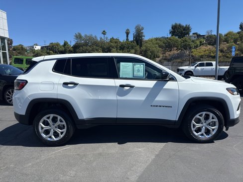 Certified 2024 Jeep Compass Sport image 9