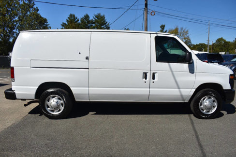Used 2014 Ford E-150 and Econoline 150 w/ Power Group image 9