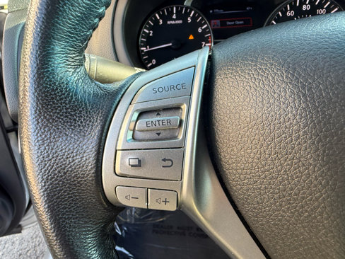 Used 2014 Nissan Altima 2.5 SV image 24