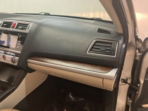 Used 2016 Subaru Outback 2.5i Limited image 23