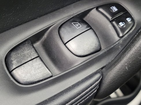 Used 2018 Nissan Rogue Sport S w/ S Appearance Package image 27