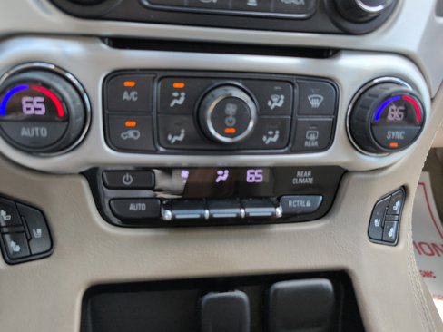 Used 2018 GMC Yukon SLT w/ Open Road Package image 36