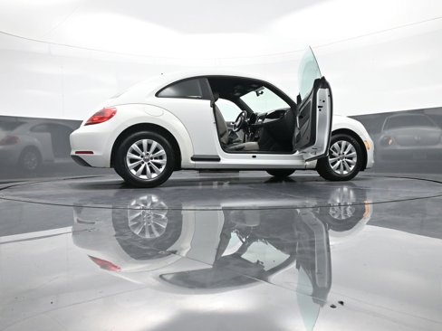 Used 2015 Volkswagen Beetle 1.8T image 48