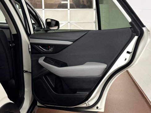 Used 2022 Subaru Outback Premium image 33