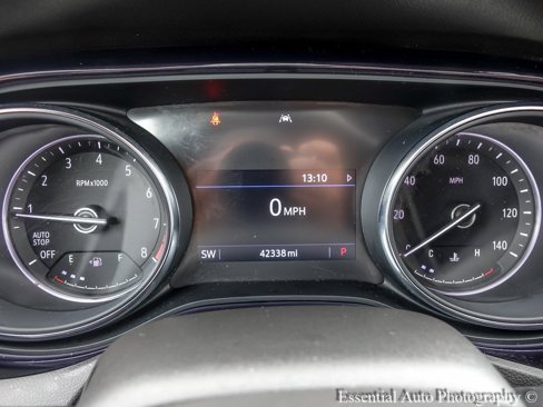 Used 2021 Buick Encore GX Select image 17
