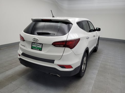 Used 2018 Hyundai Santa Fe Sport image 9