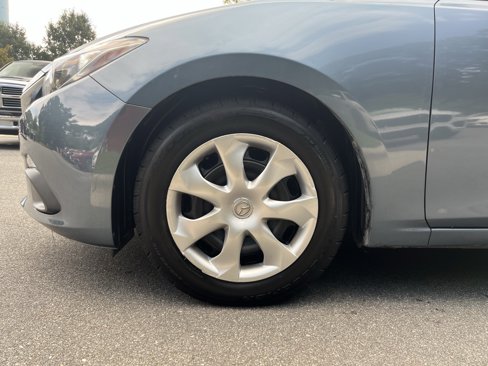 Used 2015 MAZDA MAZDA3 i Sport image 9