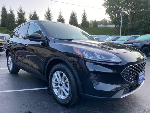 Used 2021 Ford Escape SE w/ Cold Weather Package image 7