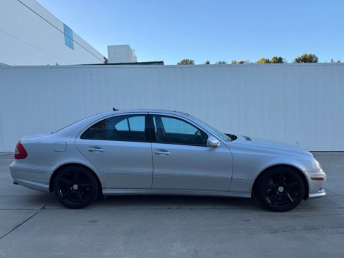 Used 2008 Mercedes-Benz E 350 Sedan image 9