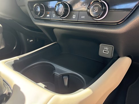 Used 2023 Honda HR-V LX image 15