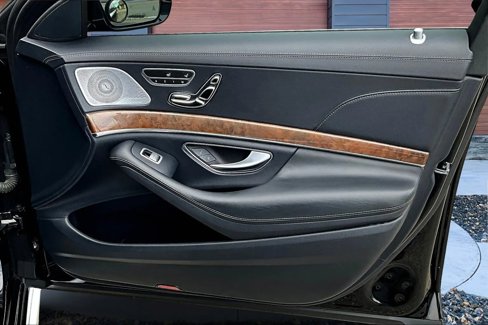 Used 2014 Mercedes-Benz S 63 AMG 4MATIC Sedan image 23