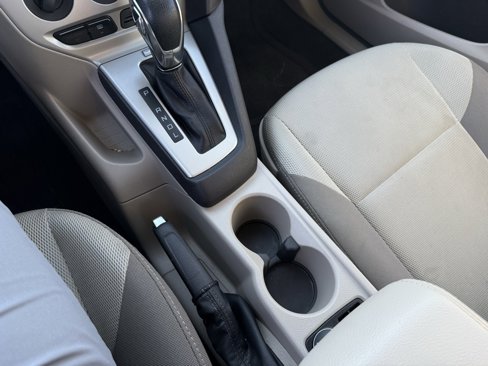 Used 2014 Ford Focus SE image 10