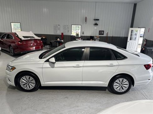 Used 2020 Volkswagen Jetta S image 4