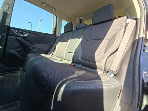 Used 2020 Subaru Forester Premium image 14