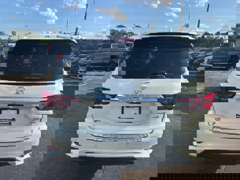 Used 2020 INFINITI QX60 Luxe w/ Essential Package image 3