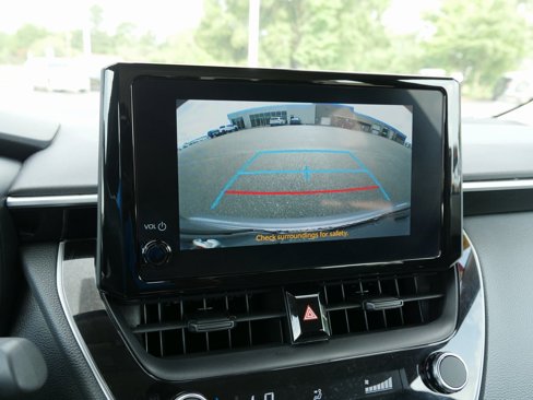 Used 2023 Toyota Corolla LE image 22