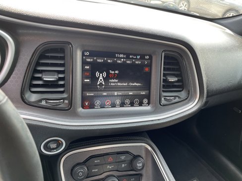 Used 2017 Dodge Challenger SXT Plus image 19