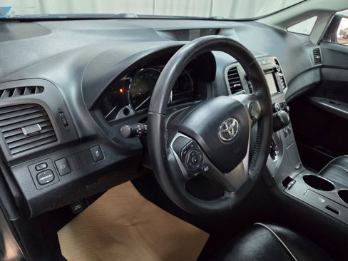 Used 2013 Toyota Venza LE image 17
