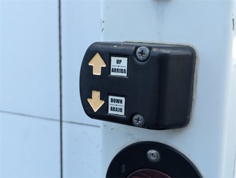 Used 2019 Isuzu NPR image 12