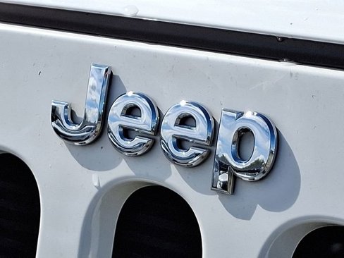 Used 2014 Jeep Wrangler Unlimited Sahara w/ Dual Top Group image 30