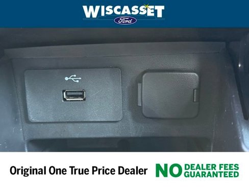 Used 2019 Ford Explorer XLT w/ Class III Trailer Tow Package image 12