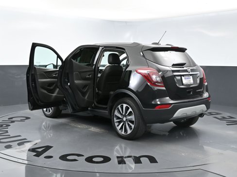 Used 2022 Buick Encore Preferred w/ Safety Package image 27