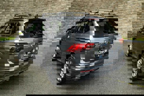 Used 2020 Volkswagen Tiguan S image 8